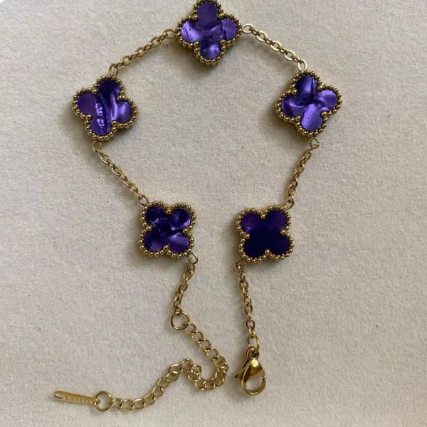"Royal Violet Clover – Signature Chain Bracelet"